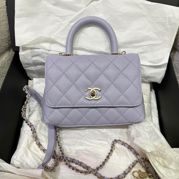 Chanel Mini - Picture 1 of 1